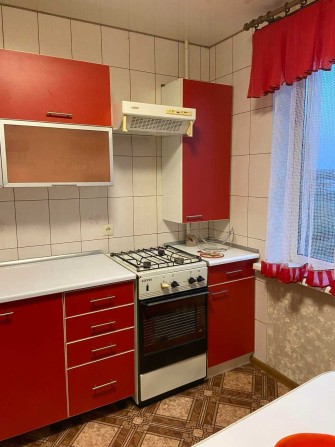 АРЕНДА 2-х комнатной квартиры ул ХРУСТАЛЬНАЯ, 2 (м-н Лазурный) - фото 1