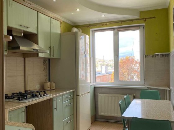 Здається в оренду 3-кімнатна квартира