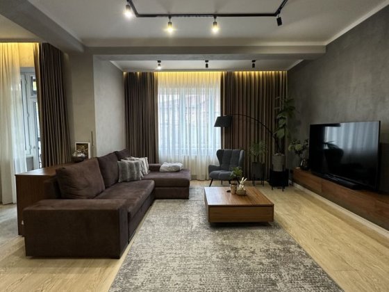 Оренда просторої трикімнатної квартири в центрі м.Мукачево Мукачеве