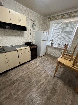 Слается 1 к квартира центр города. - фото 1