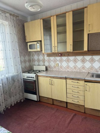 Здається в оренду 2х кімнатна квартира . Зупинка Школа - фото 1