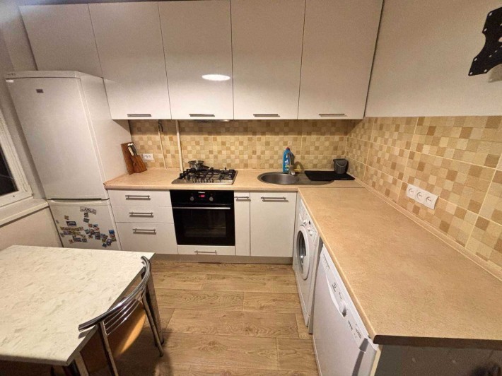 Сдается 2-х комнатная квартира, р-н Артема - фото 1