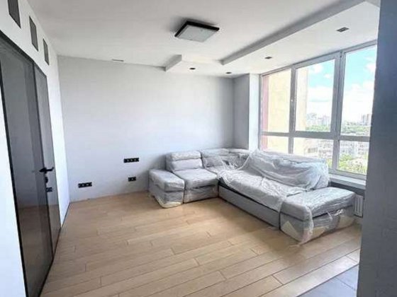 Продаж 2-кімнатної квартири по вул. Липківського (Урицького), 33а ЖК бізнес-класу Adamant Киев