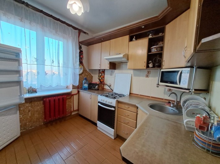 Оренда 2 кім.квартира на Виставці по вул Перемоги . - фото 1