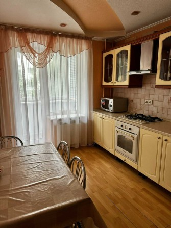 Оренда 3к Центр, Либідь Плаза 2 поверх - фото 1