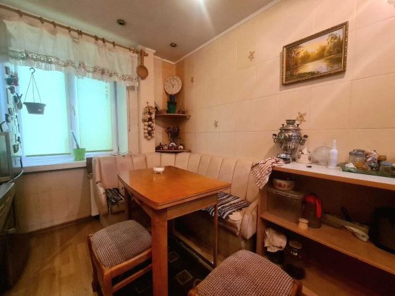 Однокімнатна квартира з гаражем Бровари Бровари