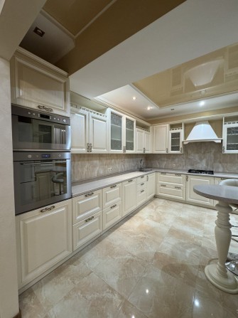 Оренда 3х кімнатної центр, меблі - техніка, гарний ремонт, 7/9, ціна 2 - фото 1