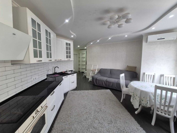 Оренда 2к, ЖК Лісовий квартал, Бровари, Київська вул. 243. - фото 1