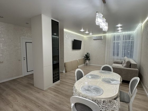 Оренда 2-х кімнатної квартири з  дизайнерським ремонтом 64 м2 Бровары