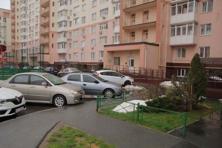 Вільна на аренду 1-кім.кв 35м, 12/12 ж/к Софія Боголюбова 6 - фото 1