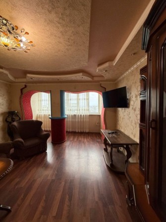 4 кімнатна квартира Незалежності 28 - фото 1