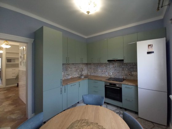 Вул Київська здам гарну нову 2 к квартиру паркомісце дворик Бровари