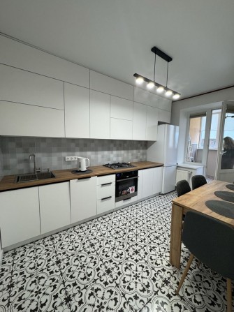 Перша здача в оренду! Усе нове! 1к квартира Буча Центр - фото 1