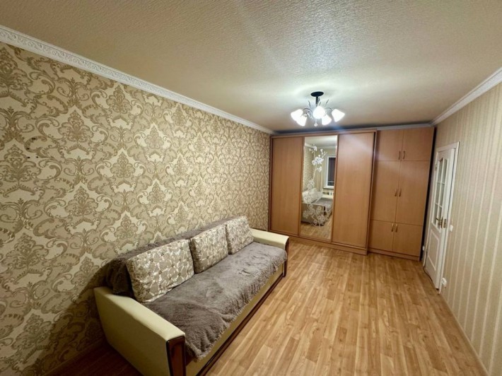 Готова до заселення класна 1-на квартира поверх 2 - фото 1