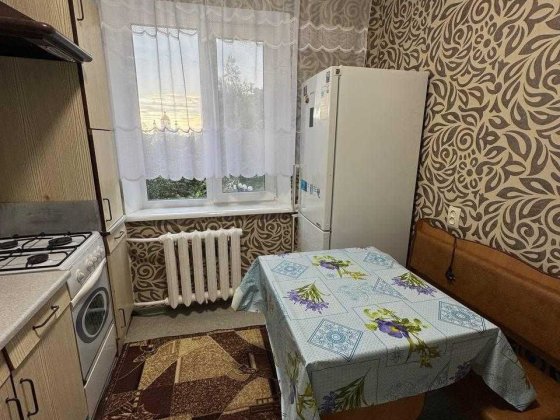 1 кімнатна квартира здається на Виставці косметичним ремонтом! Хмельницкий