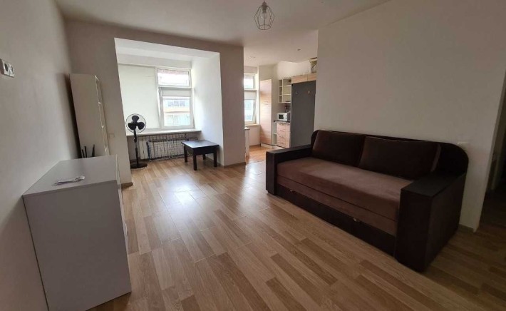 Довгострокова оренда студії в центрі за адресою Південний Бульвар - фото 1