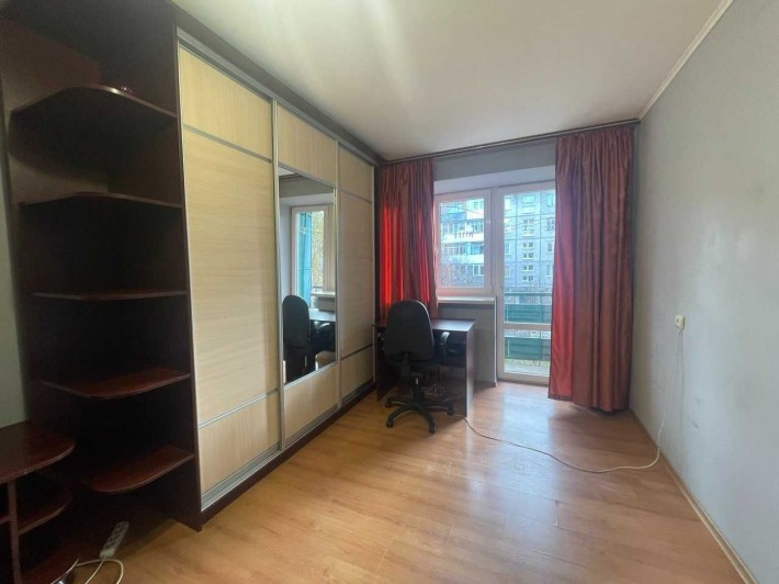 Оренда по вул.Берегова 1 кім._Г - фото 1