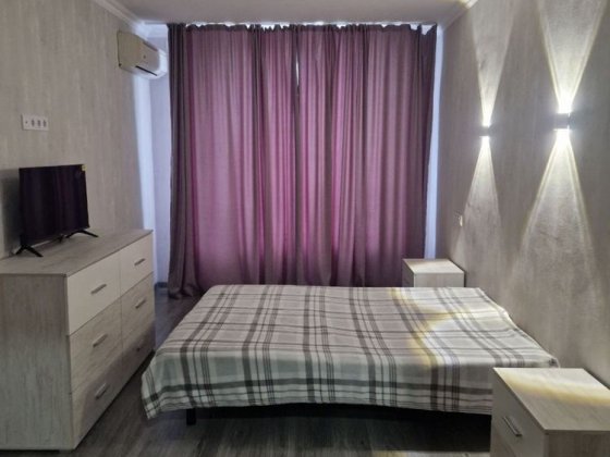 Оренда великої 2 кімнатної квартири в районі Синергії!!!