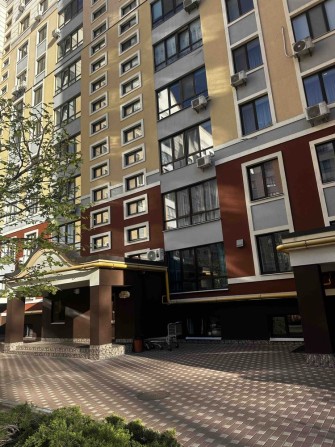 Однокімнатна з газом  ЖК Фаворит 3 поверх центр - фото 1