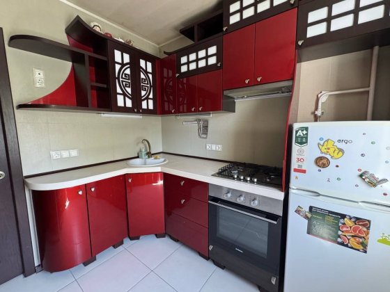 Продаж двокімнатної квартири з ремонтом Корабельний район, вул . Самойловича Николаев