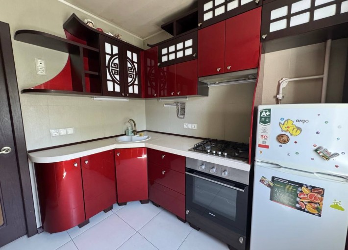 Продаж двокімнатної квартири з ремонтом Корабельний район, вул . Самойловича - фото 1