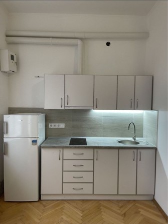 Оренда в центрі на Мазепи 12 - фото 1