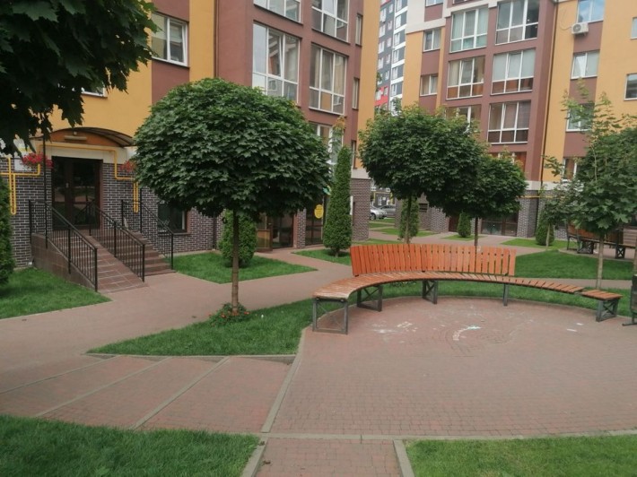 Оренда євро 2к квартири в розвиненому районі міста Ірпінь - фото 1