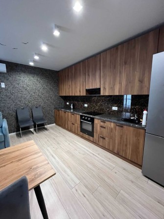 Велика 1к в Ірпені.  Можно з дітками - фото 1