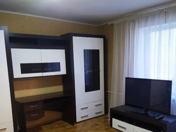 Сдам 1 комнатную квартиру на 5 ЗАРЕЧНОМ.Центр