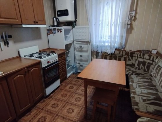 Сдаем долгосрочно 3 комнатную квартиру Терновской район, 8 Горбольница