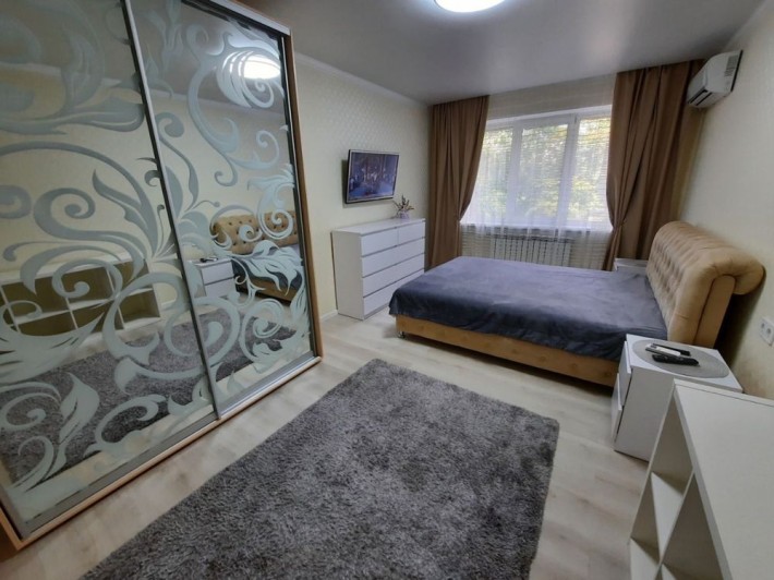 Здається  в оренду двокімнатна квартира на тривалий термін - фото 1