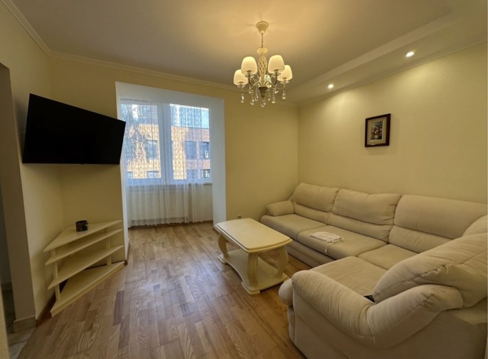 Оренда 1 кім. квартири в центрі вул. Мельника - фото 1