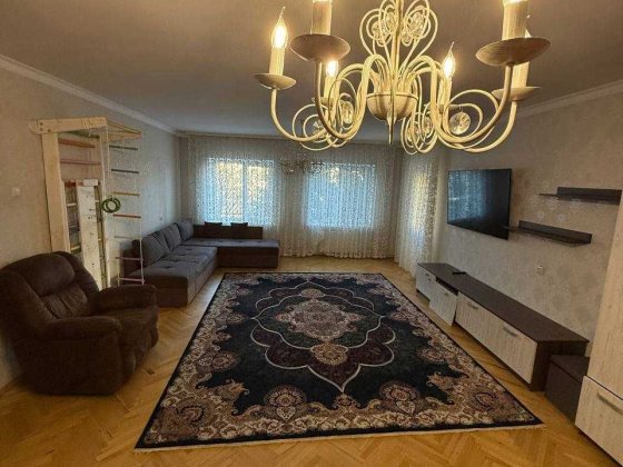 Оренда шикарної 3-кімнатної квартири в центрі міста! Івано-Франківськ