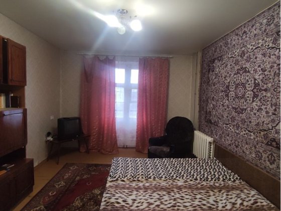 Оренда 2- кімн. квартири вул. М. Зінчевського