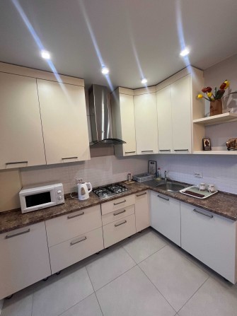 Здається в оренду 1-но кімнатна квартира в новобудові - фото 1