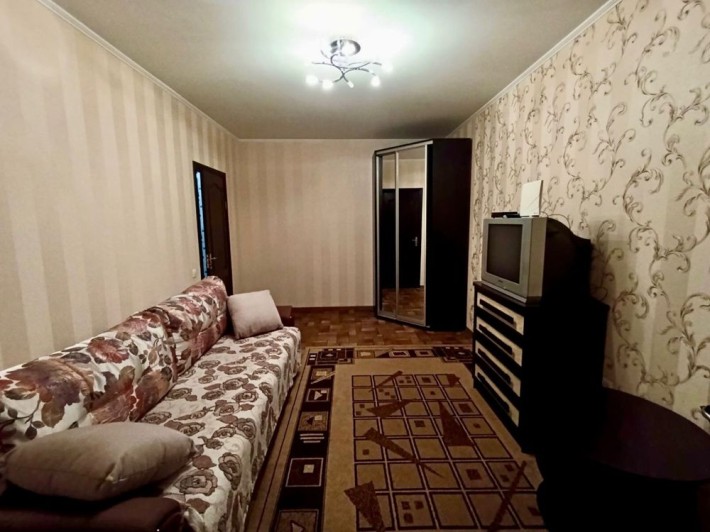 Аренда 1ком.квартиры ул.Ивана Авраменко,Вечерний бульвар - фото 1