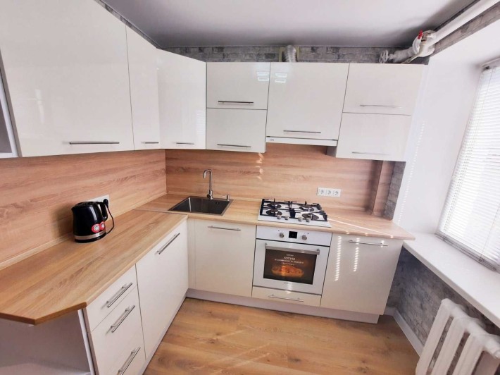 Сдам з 1.12.25 ремонт 2025г. 1-ком район Спартака! - фото 1