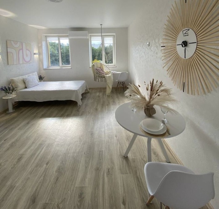 Вільна студія ЖК Молодість видова ! - фото 1