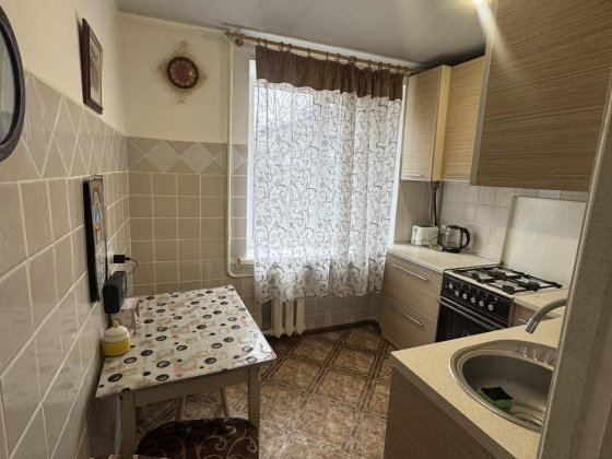 Сдаэться 2х кiм. квартира в самому центрi мiста, меблi, технiка. Кременчуг