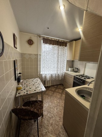 Сдаэться 2х кiм. квартира в самому центрi мiста, меблi, технiка. - фото 1