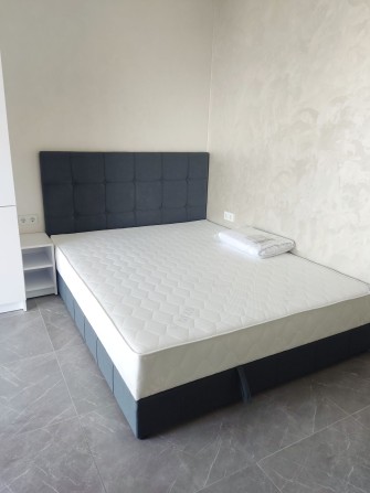 Квартира у Dream Town. Є світло. - фото 1