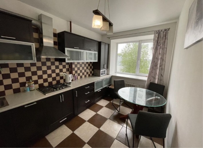 Оренда 2 кімнатна квартира вул.Чорновола/Коновальця Центр - фото 1