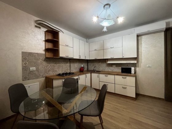 Здається в оренду 1 кім кв. Липки. Центр. Івано-Франківськ