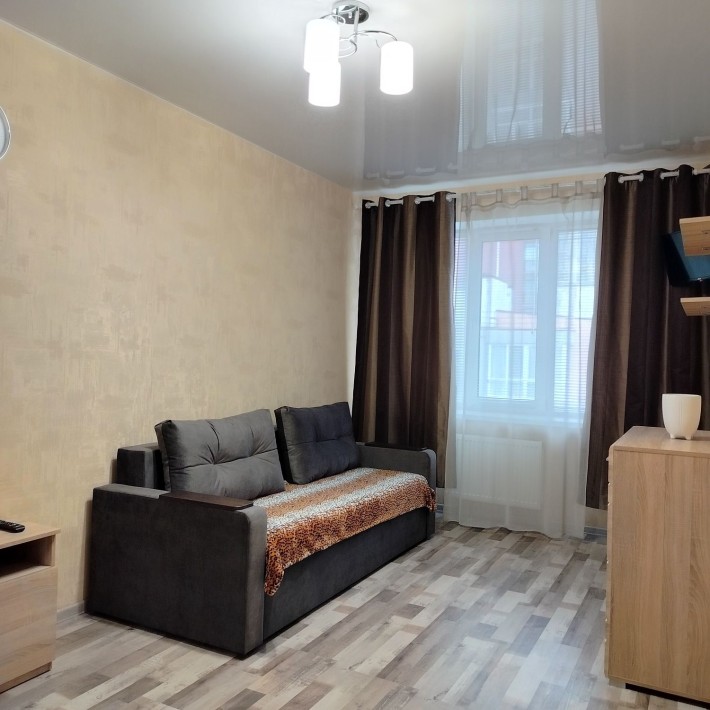 Здам 1 кімнатну з балконом - фото 1