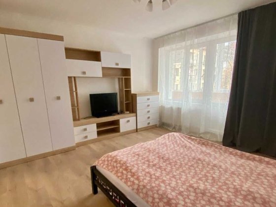 Здам в оренду 2 кім квартиру по вул Коновальця Ивано-Франковск