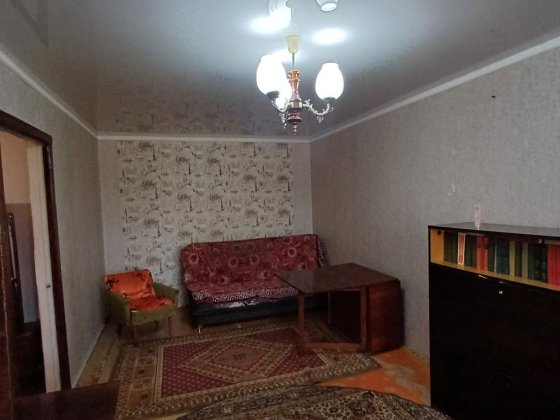 Здам 2 кімн Центр Міськ район пр.Миру, 1/9 поверх, з меблями і техніко Кривой Рог