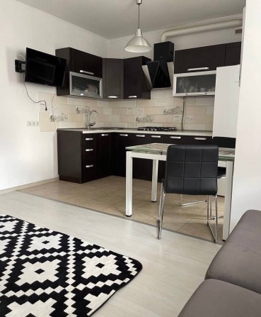 Оренда 1 км квартири в спальному районі міста - фото 1