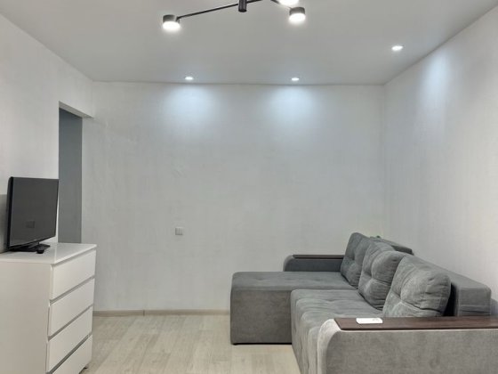 1 кімнатна площа Визволення вулиця Пушкіна Кривой Рог