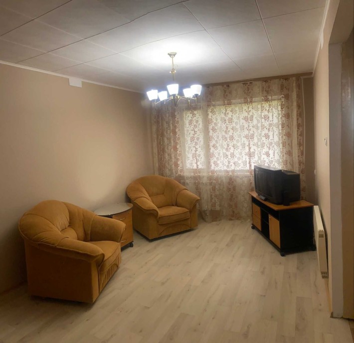 Квартира в тихому місці! - фото 1