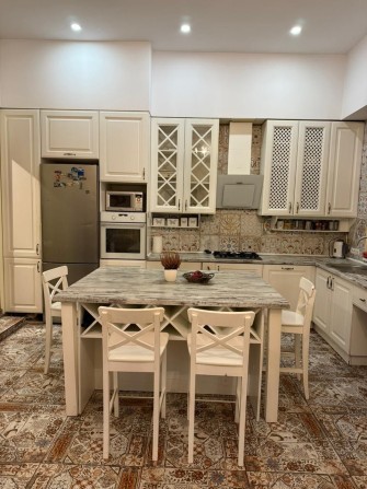 4 кім. квартира в центрі/ деталі на Viber/Telegram - фото 1